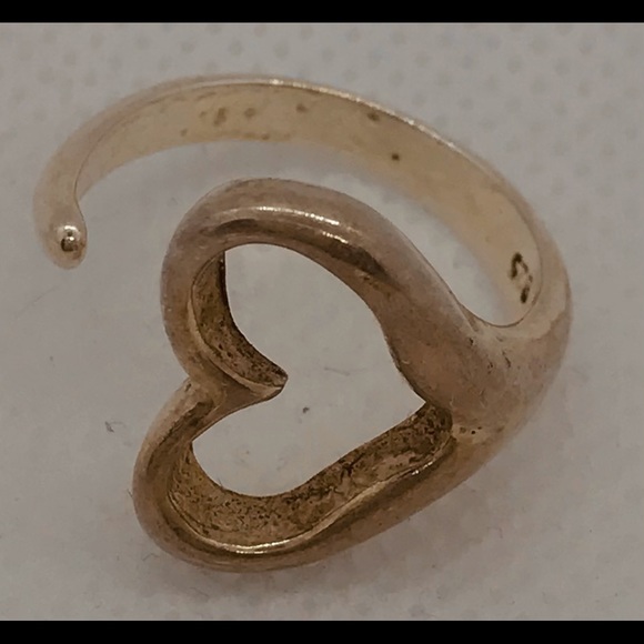Heart ring - Picture 1 of 2
